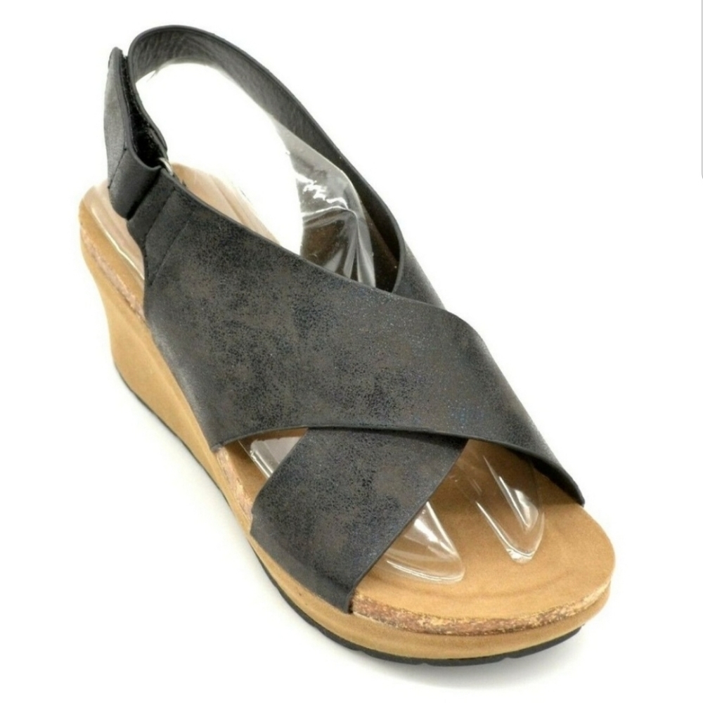 Pierre Dumas Chantal -7 Crisscross Wedge Sandal